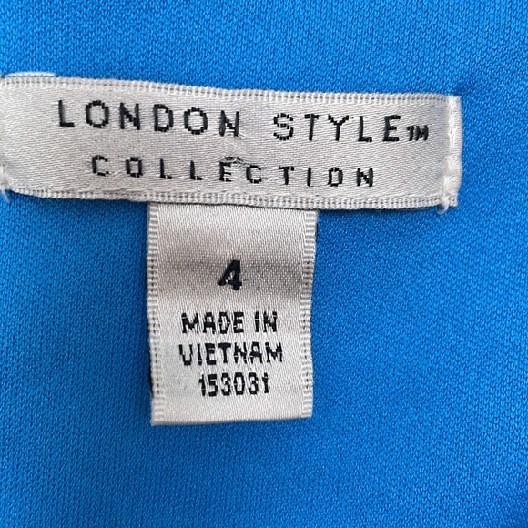 London Style Collection Blue Print Stretchy Faux Wrap Dress, Size 4 - Picture 11 of 13